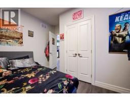 374 LOUISA Street - 11