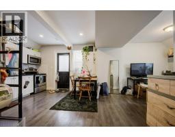 374 LOUISA Street - 16