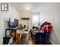 374 LOUISA Street - 19