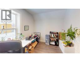 374 LOUISA Street - 24