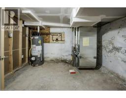 374 LOUISA Street - 33