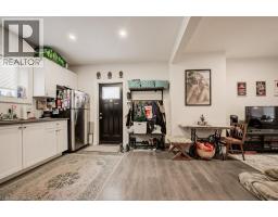 374 LOUISA Street - 7