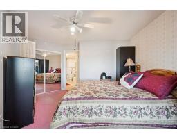 237 KING Street W UnitNo. 1205 - 18