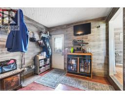 5 BARTON Street - 36