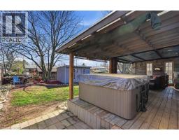 5 BARTON Street - 40