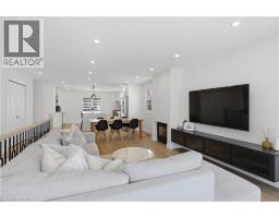 5 BRADBURY Crescent - 9