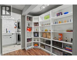 10 HOLBORN Court UnitNo. 49 - 25