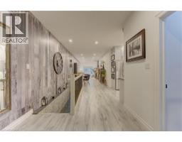 530 LAMPMAN Place - 4
