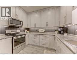 530 LAMPMAN Place - 7