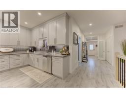 530 LAMPMAN Place - 8