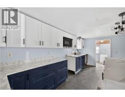 527 BOND Street - 12