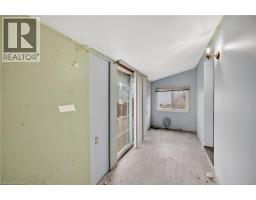 527 BOND Street - 29