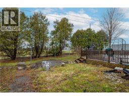 527 BOND Street - 36