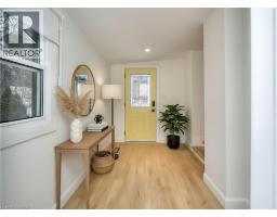 2 ESSON Street - 25
