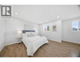 1496 FRANKLIN Boulevard - 17