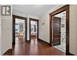 158 TALBOT Street N - 25