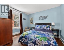 158 TALBOT Street N - 32