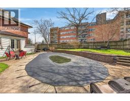 158 TALBOT Street N - 47