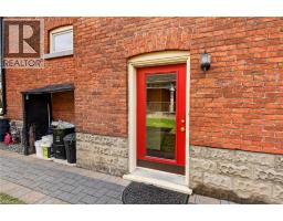 158 TALBOT Street N - 49