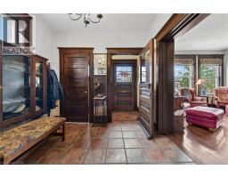 158 TALBOT Street N - 7