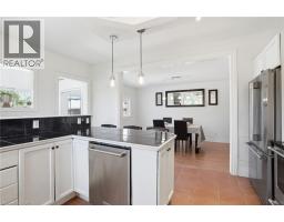 73 SHERWOOD Drive - 12