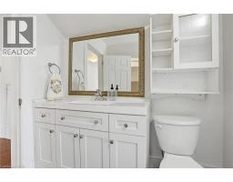 73 SHERWOOD Drive - 33