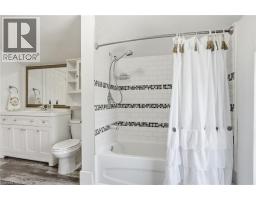 73 SHERWOOD Drive - 34