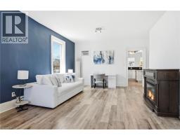 73 SHERWOOD Drive - 4