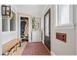 30 SHELDON Avenue N - 11