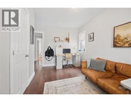 30 SHELDON Avenue N - 18