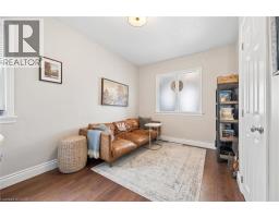 30 SHELDON Avenue N - 19