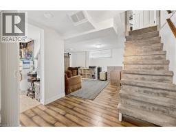 30 SHELDON Avenue N - 33