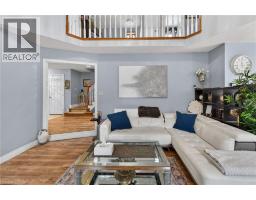 249 LLOYMINN Avenue - 19