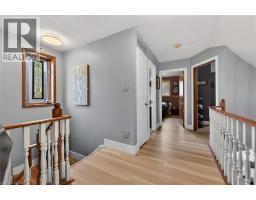 249 LLOYMINN Avenue - 24