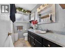 249 LLOYMINN Avenue - 27