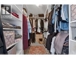 249 LLOYMINN Avenue - 30