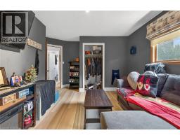 249 LLOYMINN Avenue - 36