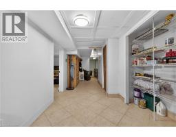 249 LLOYMINN Avenue - 41