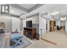 249 LLOYMINN Avenue - 44