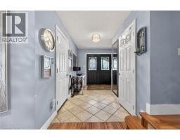 249 LLOYMINN Avenue - 6