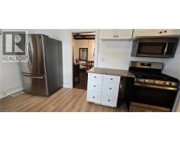 73 TALBOT Street S - 16