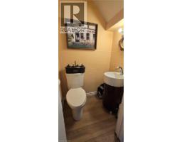 73 TALBOT Street S - 20