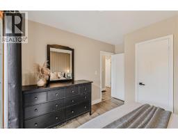 91 NINTH Avenue - 17