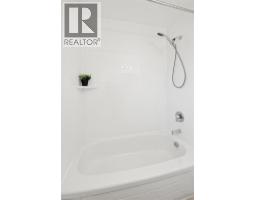 91 WILFRED Avenue - 20