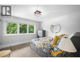 162 GREENBROOK Drive - 26