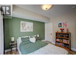 25 MURRAY Court UnitNo. 1 - 18