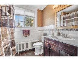 410 MAIN Street W - 28