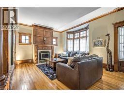 410 MAIN Street W - 8