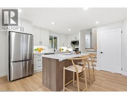 114 CHRISTOPHER Drive - 7