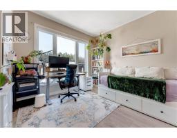 25 ISHERWOOD Avenue UnitNo. 87 - 27